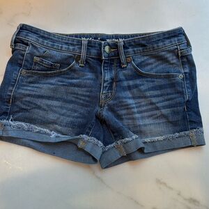 Mossimo denim shorts, size 00 24 inch waist l, good condition
